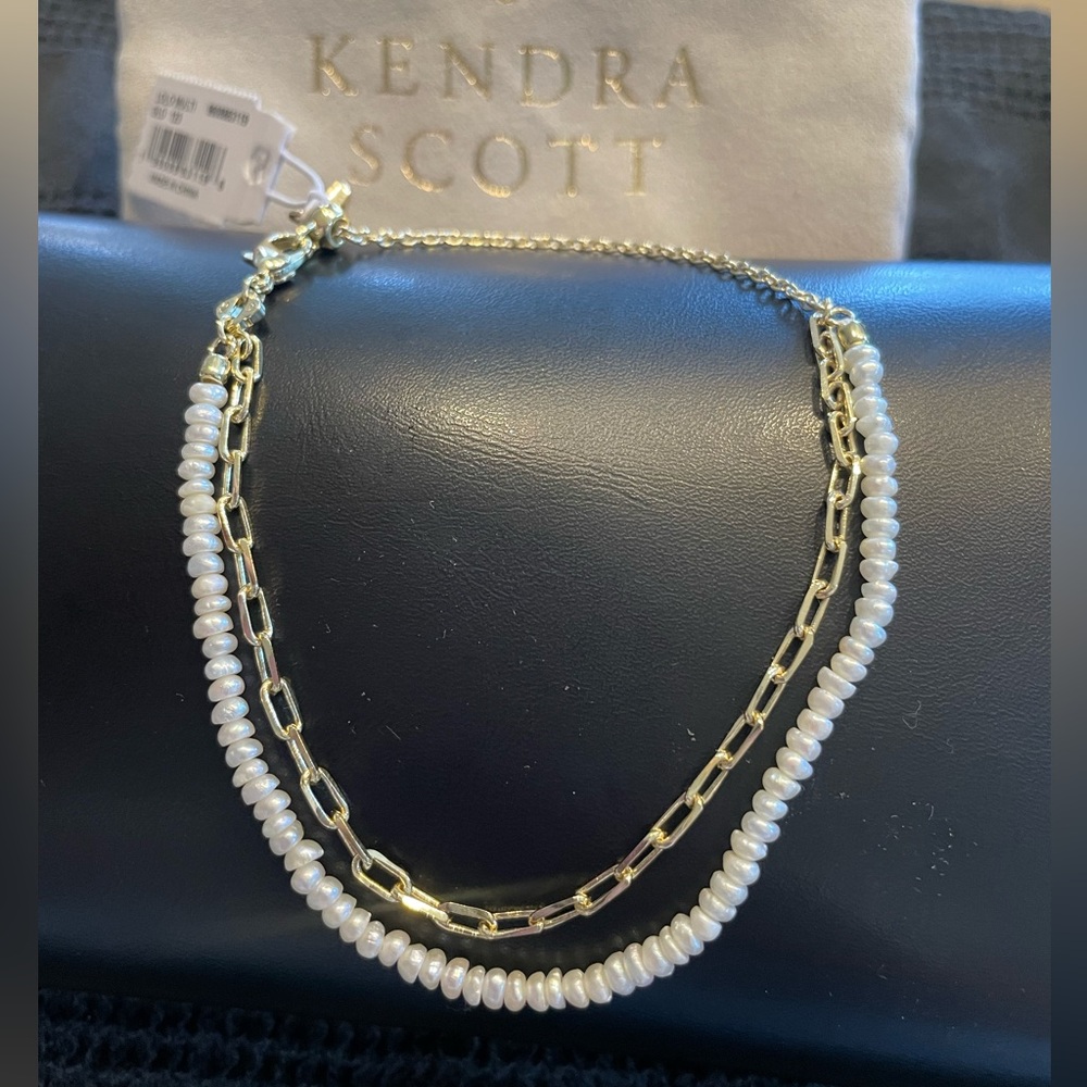 BNWT Kendra Scott bracelet